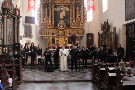 Pasja Chrystusa według zespołu Lux Mundi