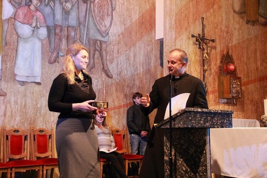 Wieczór Modlitwy Młodych w Leźnie
